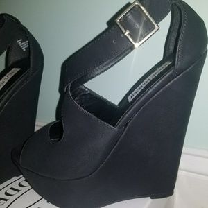 Steve Madden wedges